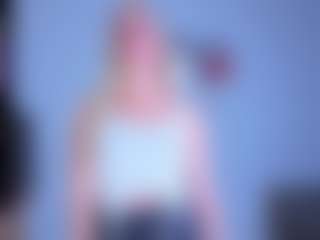 EmilyLion7's Live Sex Cam Show