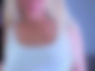 EmilyLion7's Live Sex Cam Show