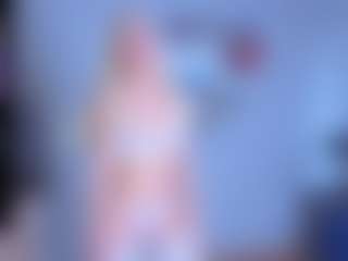 Live cam show with EmilyLion7 - Normal on Camsoda