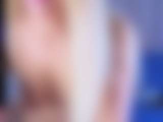 EmilyLion7's Live Sex Cam Show