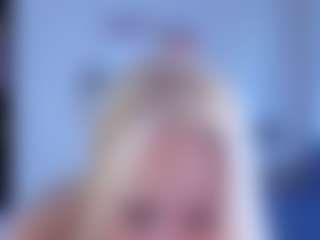 EmilyLion7's Live Sex Cam Show