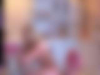 EmilyLion7's Live Sex Cam Show