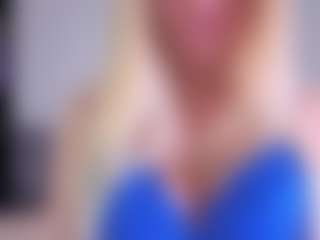 EmilyLion7's Live Sex Cam Show