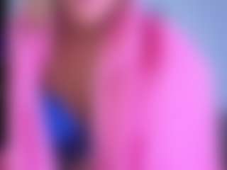 Live cam show with EmilyLion7 - Normal on Camsoda