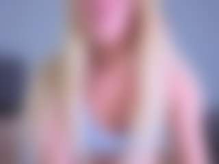 EmilyLion7's Live Sex Cam Show