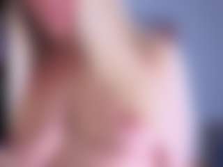 EmilyLion7's Live Sex Cam Show