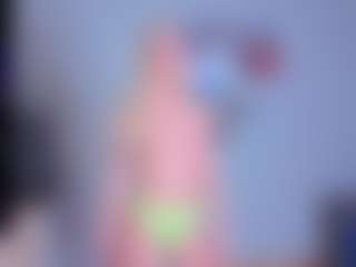 EmilyLion7's Live Sex Cam Show