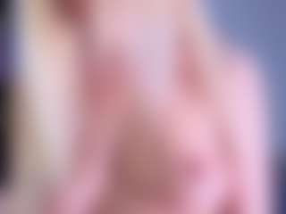 EmilyLion7's Live Sex Cam Show