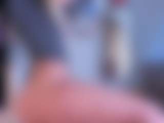 Live cam show with EmilyLion7 - Blonde Hair on galaxygirlnitro.com