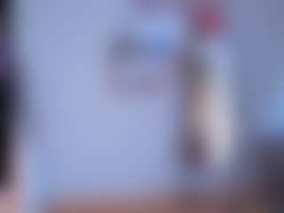 Live cam show with EmilyLion7 - Deepthroat on galaxygirlnitro.com
