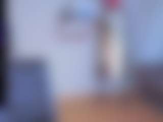 Live cam show with EmilyLion7 - Normal on instabang