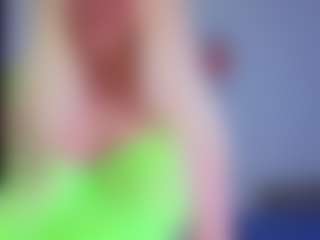 Live cam show with EmilyLion7 - Public on Instabang
