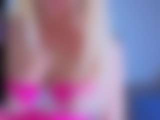 EmilyLion7's Live Sex Cam Show