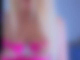 EmilyLion7's Live Sex Cam Show