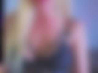 Live cam show with EmilyLion7 - Public on EXY
