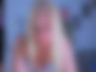 Show en direct avec EmilyLion7 - Fingering sur Camsoda