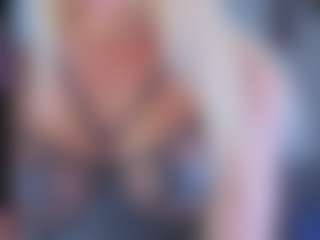 Live cam show with EmilyLion7 - Average on CSO-WL