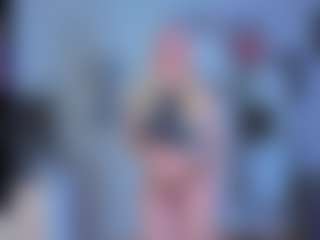 Live cam show with EmilyLion7 - Handjob on Camiplay Live