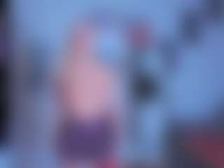 Live cam show with EmilyLion7 - Thin on Camsoda