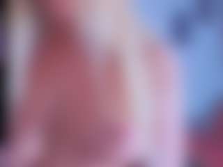 EmilyLion7's Live Sex Cam Show