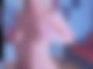 EmilyLion7's Live Sex Cam Show