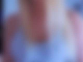 EmilyLion7's Live Sex Cam Show