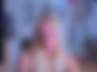 EmilyLion7's Live Sex Cam Show