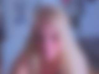 EmilyLion7's Live Sex Cam Show