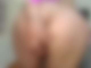 Live cam show with isabellaagarcia - Blonde Hair Middle Aged on Camsoda