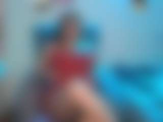 Live cam show with isabellaagarcia - Middle Aged on Dare Cams