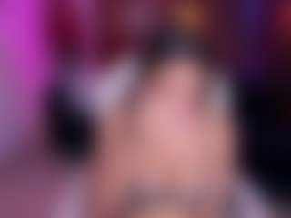 Live cam show with Kim - Tittyfuck on SquirtSoMuch