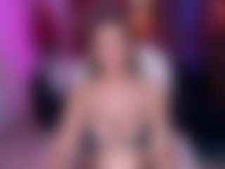 Live cam show with Kim - Ass To Mouth on live18s.com