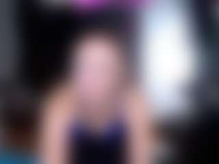lovecoupleqc's Live Sex Cam Show