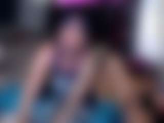 lovecoupleqc's Live Sex Cam Show