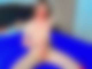 Live cam show with AishaSofia - Orgasm on friskycurves.com
