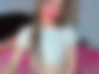 Live cam show with AishaSofia - White on Camsoda | colombia