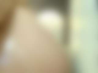 Live cam show with Aleja05-B - Oil on camwithhim.com