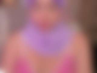 Live cam show with Dalilaaa - Nipple Piercings on Camsoda