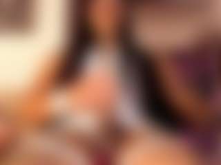Live-Cam-Show mit lauraabonnet - No Drinking auf Camsoda