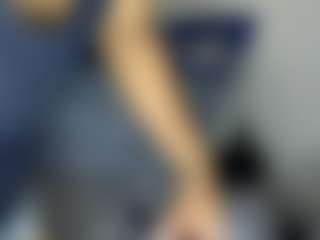 Live cam show with piggylatino - Orgasm on Camsoda