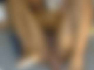 piggylatino's Live Sex Cam Show