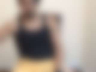 Live cam show with piggylatino - Submissive on sexylive.show