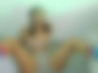 Live cam show with riiby - Sexy on livesuperchat.net