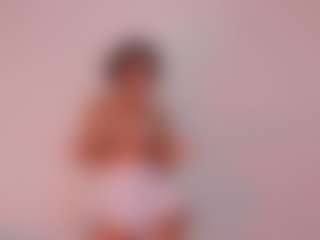 Live cam show with riiby - Brown Hair on livesuperchat.net