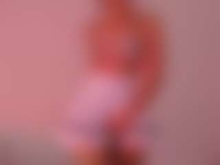 Live cam show with riiby - Striptease on CSO-WL