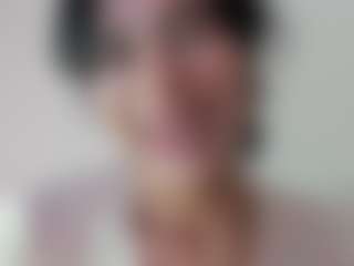 Live cam show with riiby - Brown Hair on boobsie.com
