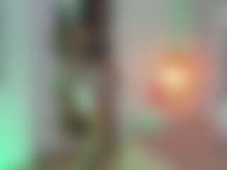 Live cam show with riiby - Morena on SxyPornLive