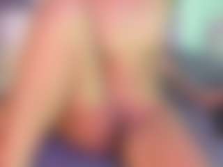 Live cam show with riiby - Ass Bouncing on Camsoda