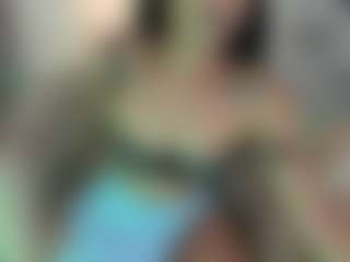 Live cam show with riiby - Brown Hair on sexytreat.net
