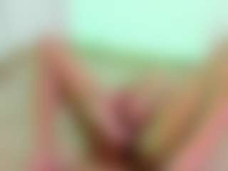 Live cam show with riiby - Small Tits Brown Hair on CamSodaAdn